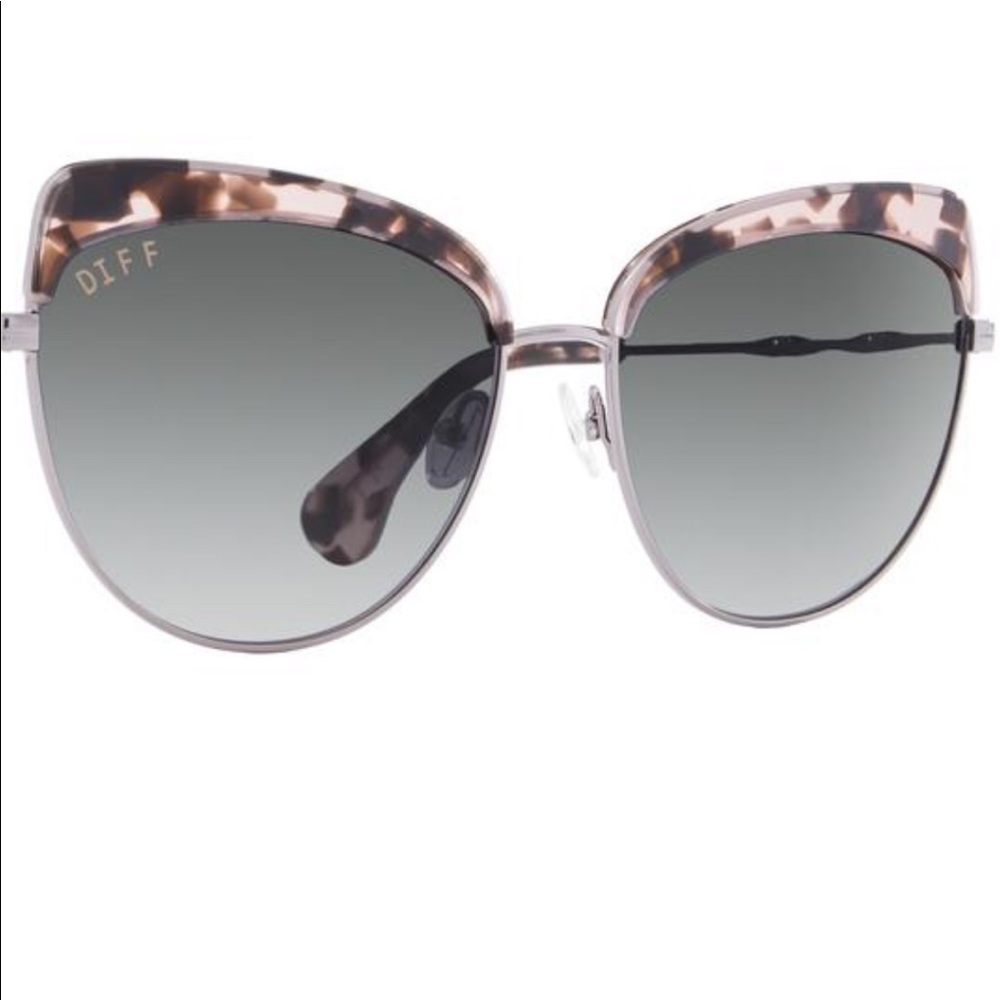 🆕DIFF Sunglasses